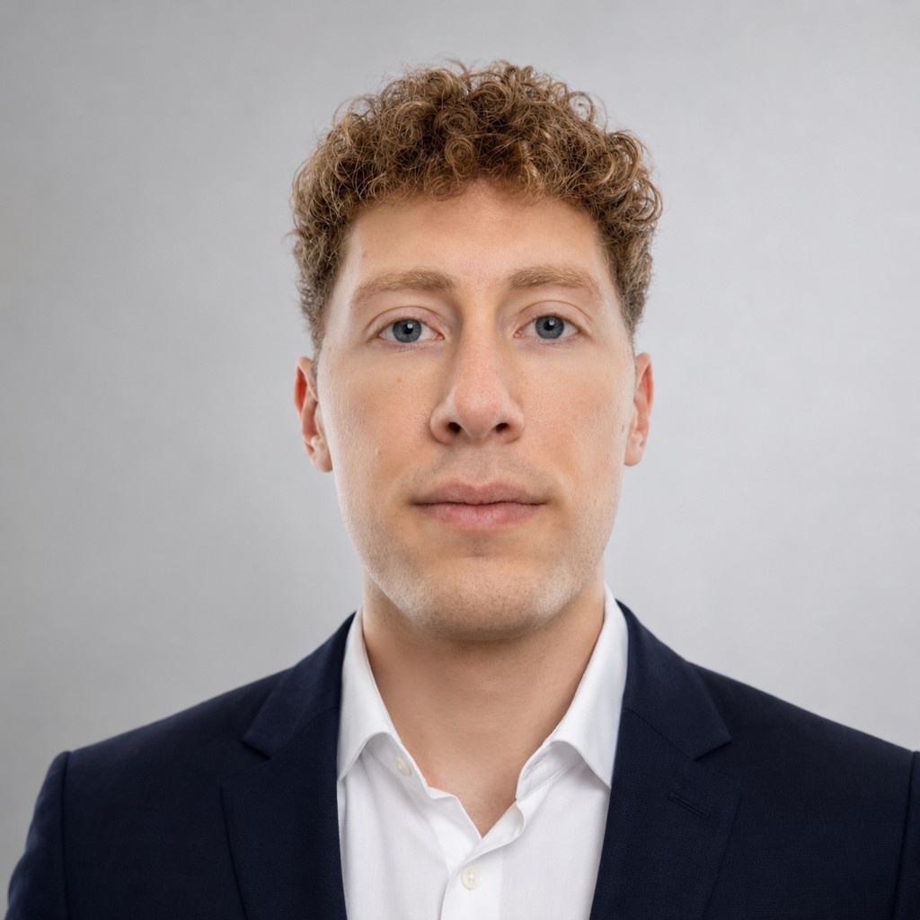 Portrait of the Gotta Build founder